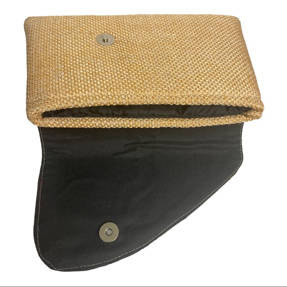 African Handmade Clutch - Picture 4 of 8